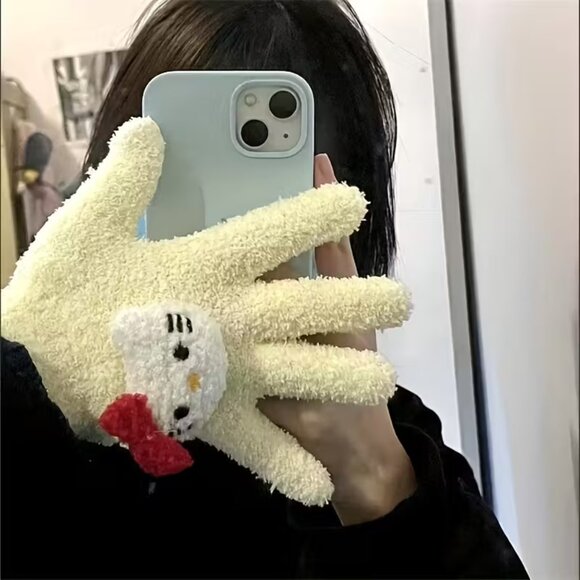 Hello Kitty Pink Fuzzy Glove Mittens BRAND-NEW & SO CUTE! - Picture 2 of 3
